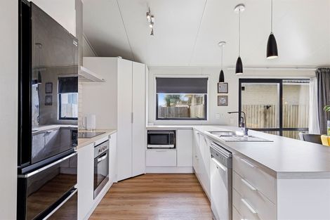 Photo of property in 15a Islay Place, Woolston, Christchurch, 8062