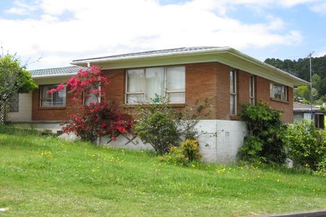 Photo of property in 10 Alamein Place, Pukekohe, 2120