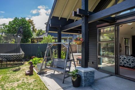 Photo of property in 374 Muritai Road, Eastbourne, Lower Hutt, 5013