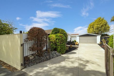 Photo of property in 325 Sawyers Arms Road, Bishopdale, Christchurch, 8053