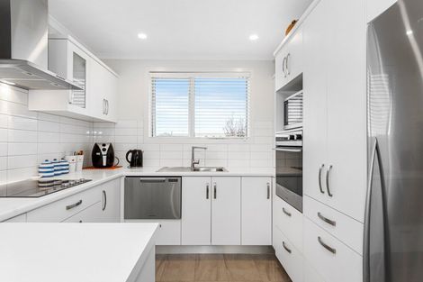 Photo of property in Waterview Estate, 86/4 Greystone Place, Omokoroa, 3114