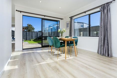 Photo of property in 10 Grey Warbler Road, Hobsonville, Auckland, 0616