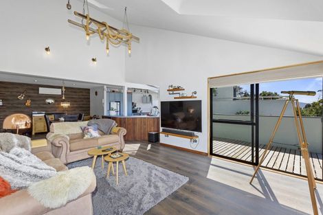 Photo of property in 80 Tio Tio Road, Seatoun, Wellington, 6022