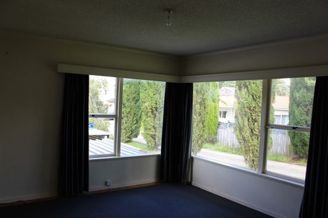 Photo of property in 2/34 Chartwell Avenue, Glenfield, Auckland, 0629