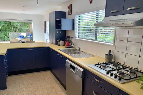 Photo of property in 11 Renata Road, Otaki, 5512