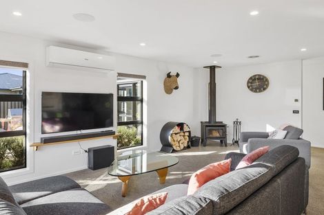 Photo of property in 10 Mellay Mews, Mosgiel, 9024