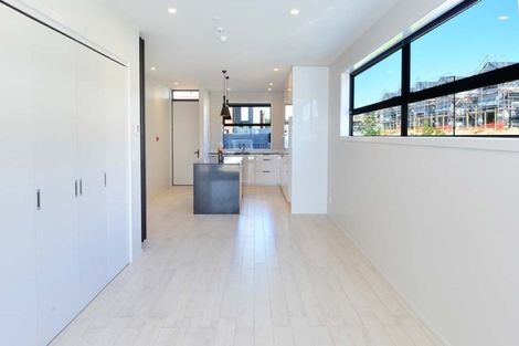 Photo of property in 1/4 Stables Lane, Silverdale, 0932