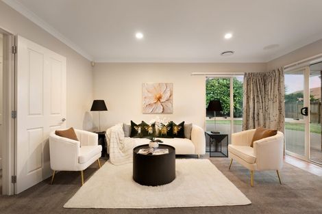 Photo of property in 5 Castlehill Court, Wattle Downs, Auckland, 2103