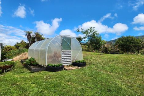 Photo of property in 1 Cadman Street, Runanga, 7803