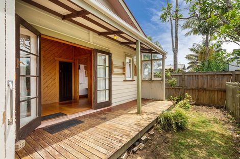 Photo of property in 29 Shackleton Road, Mount Eden, Auckland, 1024