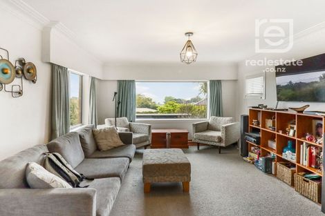 Photo of property in 95 Wallace Road, Mangere Bridge, Auckland, 2022