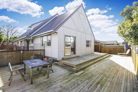 Photo of property in 164 Sturges Road, Henderson, Auckland, 0612