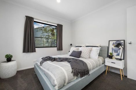 Photo of property in 19 Haddow's Place, Lake Hayes, Queenstown, 9304