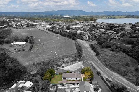 Photo of property in 4 Beach Grove, Omokoroa, 3114