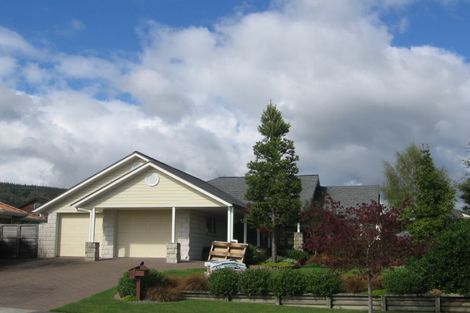 Photo of property in 5 Stanley Drive, Lynmore, Rotorua, 3010