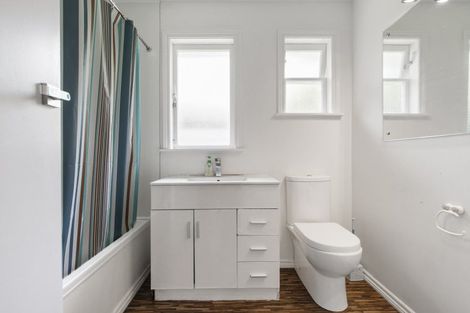 Photo of property in 18 Boundary Road, Opaheke, Papakura, 2113