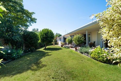 Photo of property in 4 Fulford Place, Havelock North, 4130