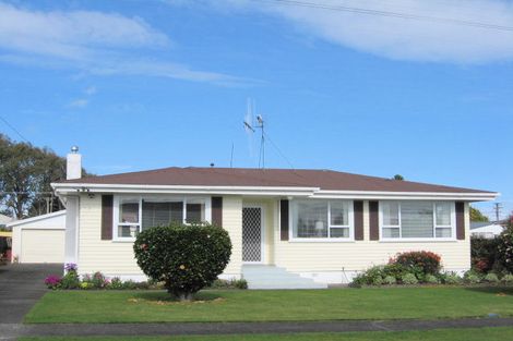 Photo of property in 10 Cornwall Street, Levin, 5510