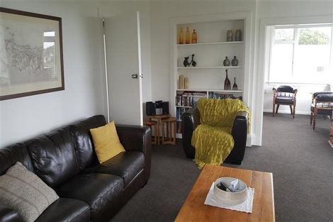 Photo of property in 9 Fillis Street, New Plymouth, 4310