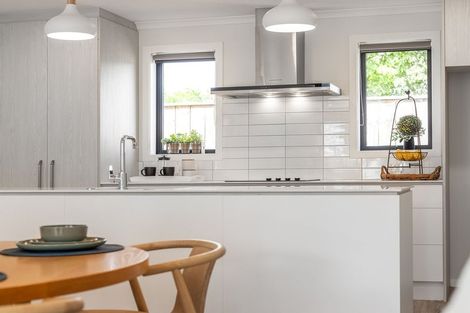 Photo of property in 1 Catherine Lane, Levin, 5510