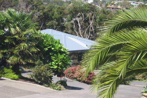 Photo of property in 127 Pemberton Avenue, Bayview, Auckland, 0629