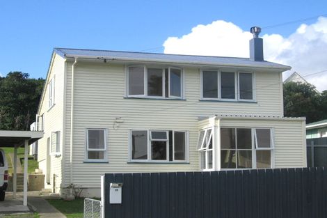 Photo of property in 19 Levant Street, Cannons Creek, Porirua, 5024