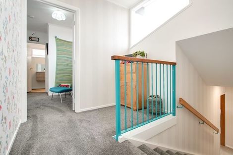 Photo of property in 10 Totara Street, Taradale, Napier, 4112