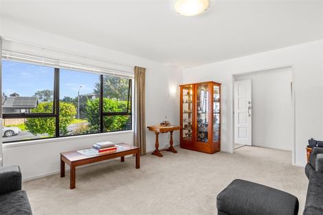 Photo of property in 10 Tatyana Place, Massey, Auckland, 0614