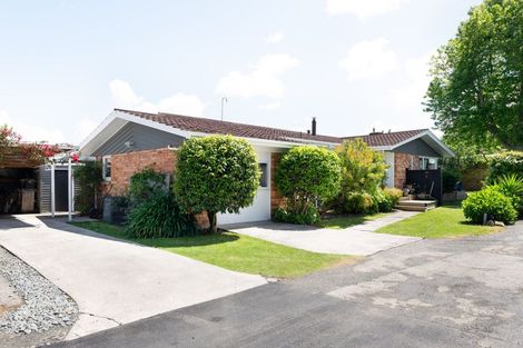 Photo of property in 16a Forest Lake Road, Forest Lake, Hamilton, 3200