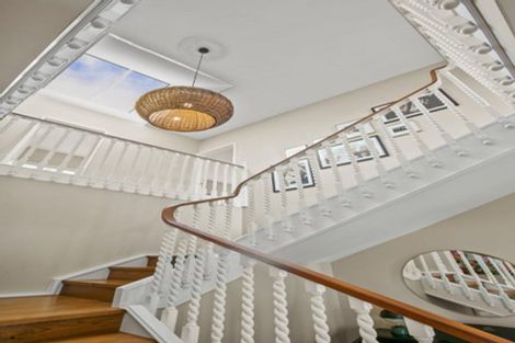 Photo of property in 25 Patterson Road, Hurworth, New Plymouth, 4310