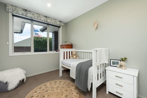 Photo of property in 18 Stableford Drive, Pyes Pa, Tauranga, 3112