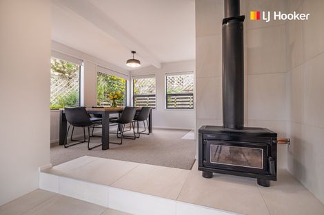 Photo of property in 72 Hocken Street, Kenmure, Dunedin, 9011