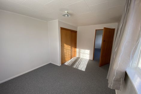 Photo of property in 18 Dickson Street, Macandrew Bay, Dunedin, 9014