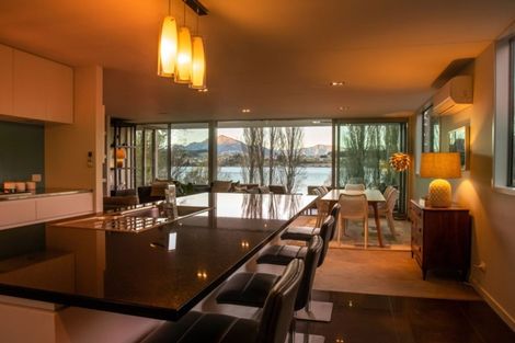 Photo of property in 10 Tapley Paddock, Wanaka, 9305