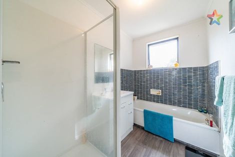 Photo of property in 10 Whitechapel Grove, Stokes Valley, Lower Hutt, 5019