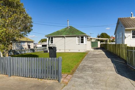 Photo of property in 31 Follett Street, Marton, 4710