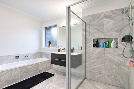 Photo of property in 11 Bostonkip Crescent, Fitzroy, Hamilton, 3206