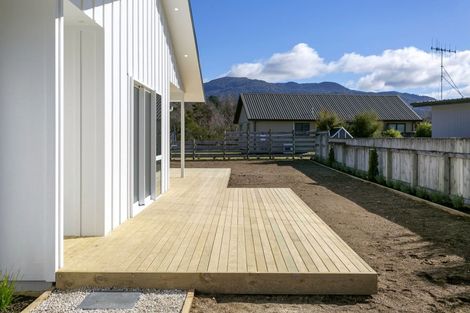 Photo of property in 28 Ngahana Place, Turangi, 3334