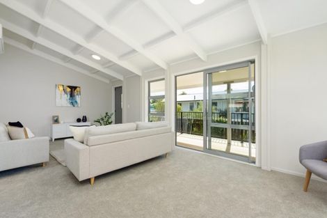 Photo of property in 72 Links Avenue, Mount Maunganui, 3116