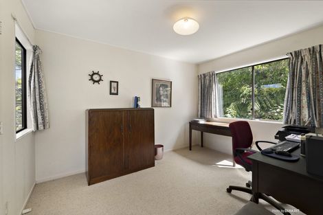 Photo of property in 41 Amapur Drive, Khandallah, Wellington, 6035