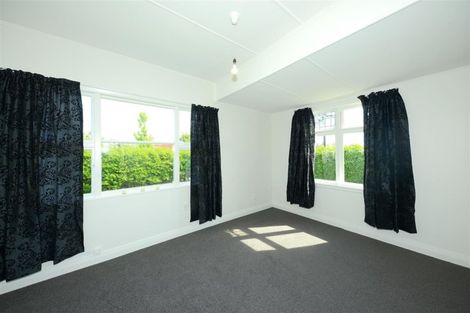 Photo of property in 40 Grenville Street, Waltham, Christchurch, 8011