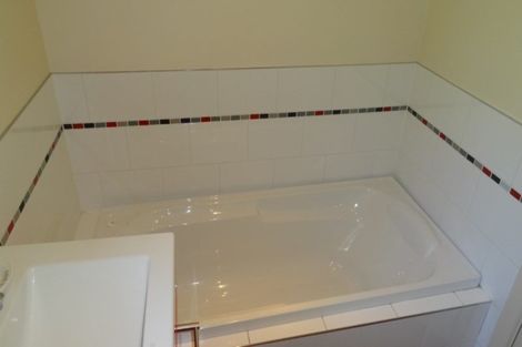 Photo of property in 99 Windermere Road, Papanui, Christchurch, 8053