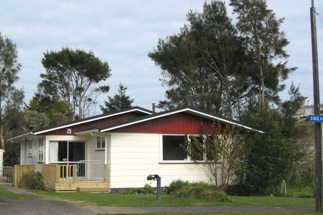 Photo of property in 53 Endeavour Street, Marfell, New Plymouth, 4310