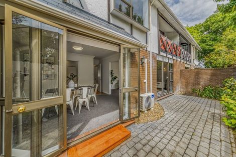 Photo of property in 2/278 Memorial Avenue, Burnside, Christchurch, 8053