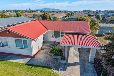 Photo of property in 46 Parata Street, Waikanae, 5036