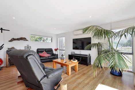 Photo of property in 75 Tarbottons Road, Tinwald, Ashburton, 7700