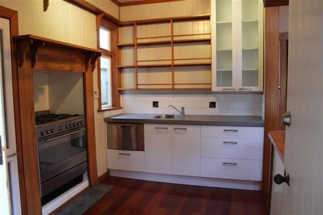 Photo of property in 13 Townsend Road, Miramar, Wellington, 6022