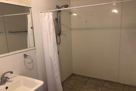 Photo of property in 2/12 Willis Street, Torbay, Auckland, 0630