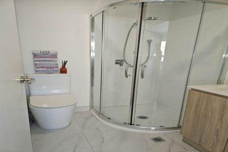 Photo of property in 6/8 Arney Road, Ranui, Auckland, 0612