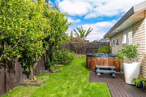 Photo of property in 7a Martin Jugum Lane, Ranui, Auckland, 0612